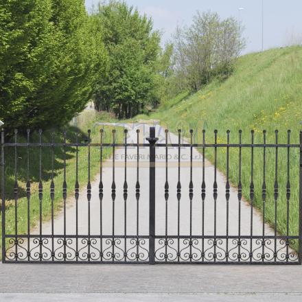 Cancelli In Ferro Classici Cc002