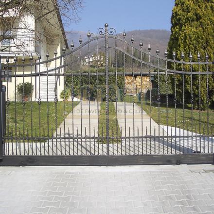 Cancelli In Ferro Classici Cc005