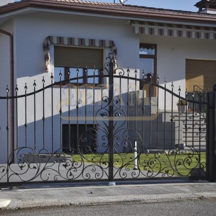 Cancelli In Ferro Classici Cc110