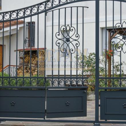 Cancelli In Ferro Classici Cc145 Cc145c A