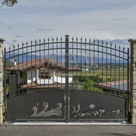 Cancelli In Ferro Classici Cc151