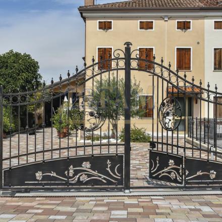 Cancelli In Ferro Classici Cc159 Cc159c