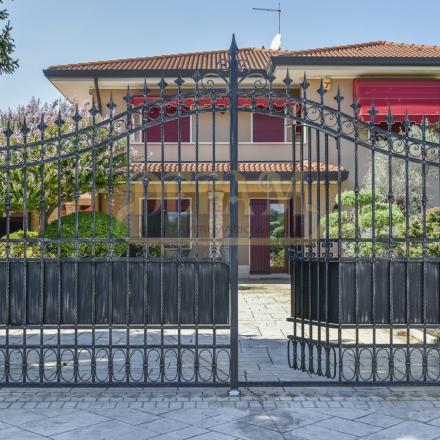 Cancelli In Ferro Classici Cc162 Cc162c A