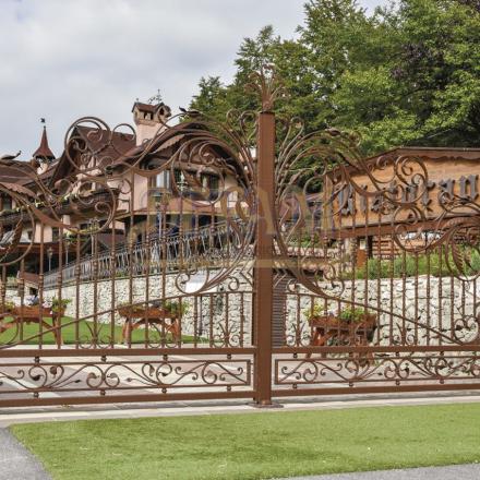 Cancelli In Ferro Classici Cc174