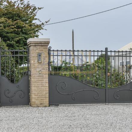 Cancelli In Ferro Classici Cc184