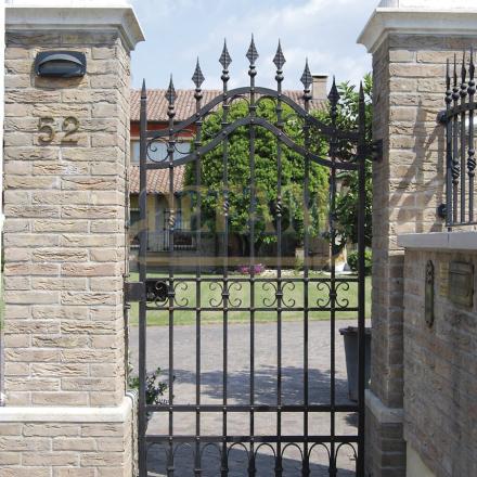 Cancelli In Ferro Classici Cc047c