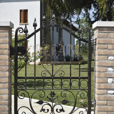 Cancelli In Ferro Classici Cc136c