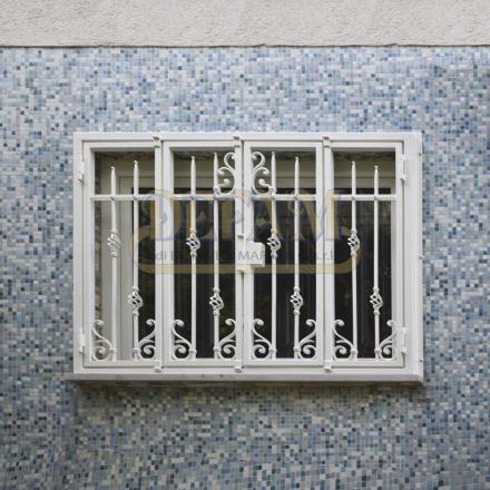 Inferriate In Ferro Ferro Iac002