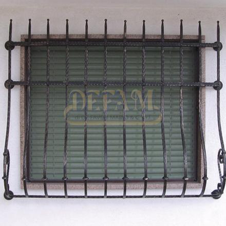 Inferriate In Ferro Ferro Ic009