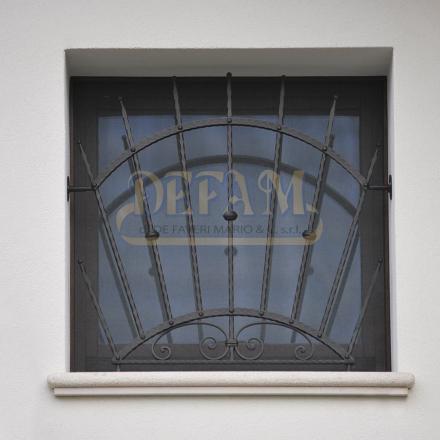 Inferriate In Ferro Ferro Ic024