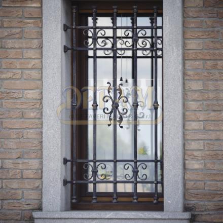 Inferriate In Ferro Ferro Ic037