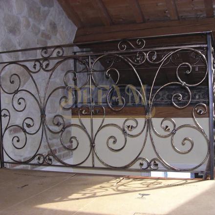 Scale In Ferro Sc026