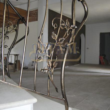 Scale In Ferro Sc055