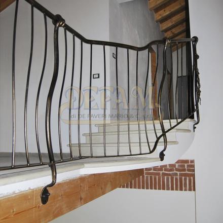 Scale In Ferro Sc058