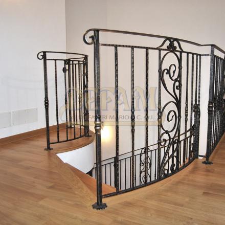 Scale In Ferro Sc063