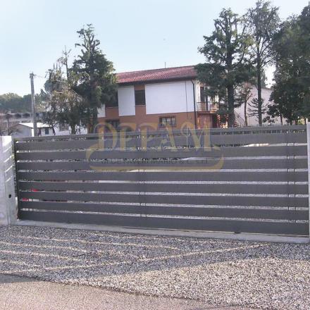 Cancelli In Ferro Moderno Cm010