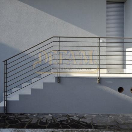 Scale In Ferro Sm052