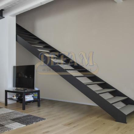 Scale In Ferro Sm063