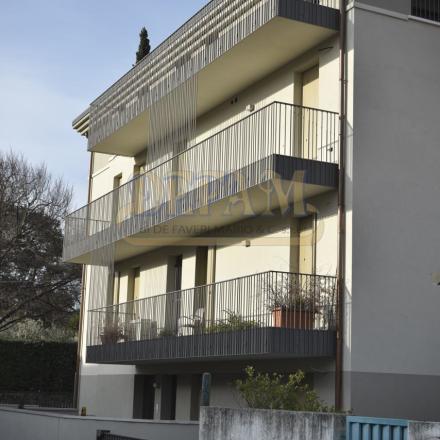 Poggioli In Ferro Pm030