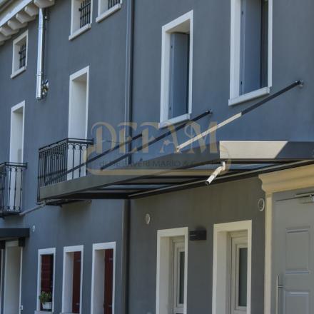 Pensiline In Ferro Pe1229